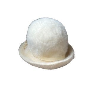Kangol Design Women's 45% Rabbit Hair Hat Ivory Sz M See Notes & Chart Pre-Owned